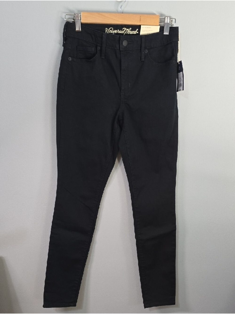 Universal Thread Jeans Women's Size 2 Black No Fade Skinny High-rise High Rise